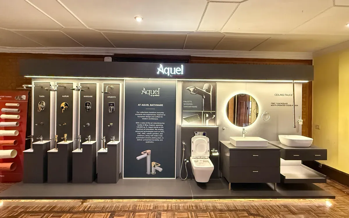 Aquel bathware display unit