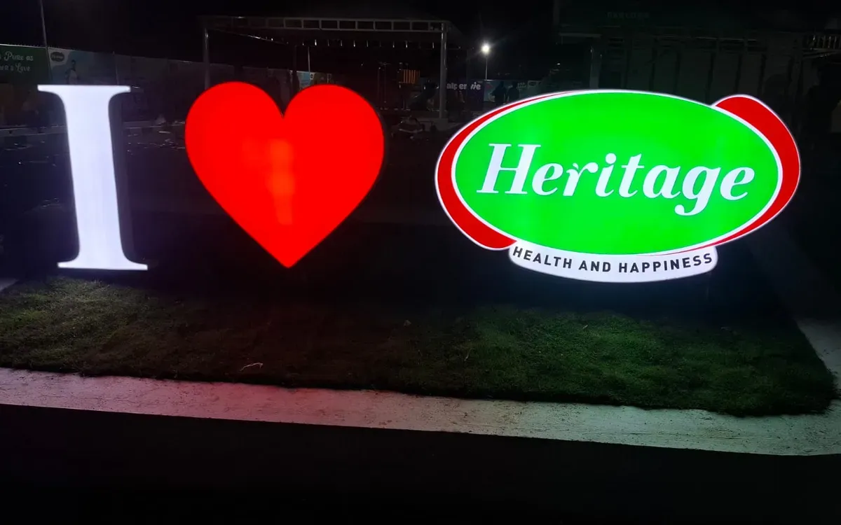 Illuminated I love Heritage sign